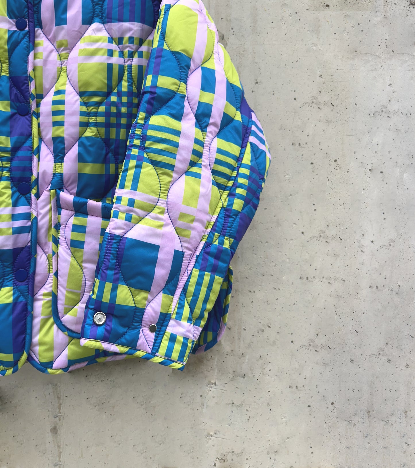 Kaju Navy Mont